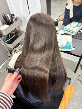 ロング カラー LIV My【マイ】 艶カラー/髪質改善のヘアスタイル