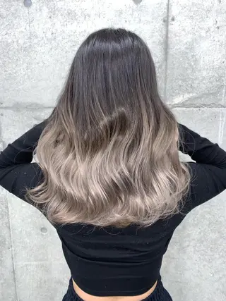 セミロング 山田 絵里菜のヘアスタイル