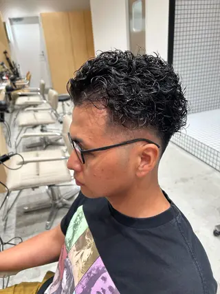 パーマ メンズ 🐲ツイスパ🐲 フェード/龍のヘアスタイル