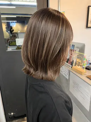ミディアム 中村 靖彬のヘアスタイル