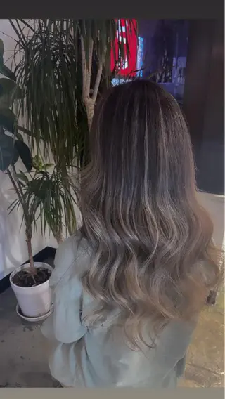 カラー 💕 manaka🌺のヘアスタイル