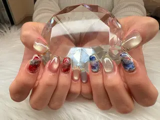 ショート Tiny Bliss 🐈‍⬛のネイルデザイン