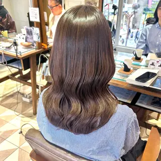セミロング カラー ヘアアレンジ 吉水 彩乃 /ボブ/艶感カラーのヘアスタイル