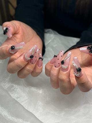 ネイル AERA nail shino🐱⸝꙳のネイルデザイン