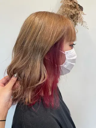 ミディアム 中村 彩音のヘアスタイル