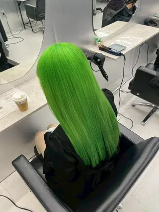 カラー ロング 地雷系🎀ハイトーン 💙荒川結星のヘアスタイル