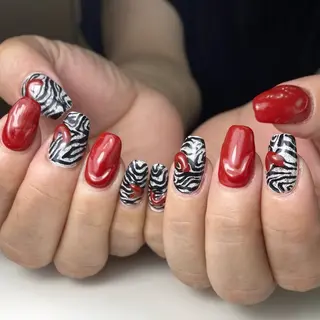 ネイル Legit nail salonのネイルデザイン