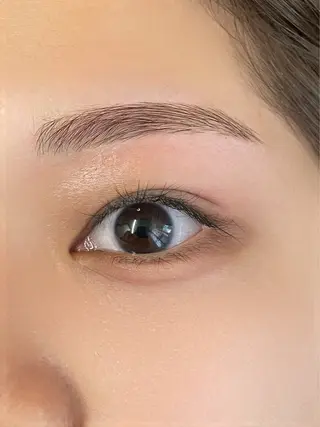 アイブロウ eyelash CLAYの眉毛・アイブロウイメージ