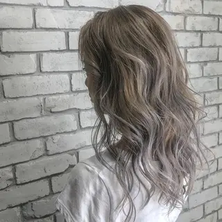 セミロング カラー welring hair salonのヘアスタイル