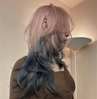 ロング カラー 沼るブリーチカラー アズサ⛓️のヘアスタイル
