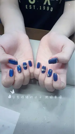 ネイル 伊藤 仙奈のネイルデザイン