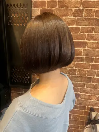 ショート カラー パーマ ヘアアレンジ メンズ キッズ ネイル マツエク・マツパ アイブロウ 久木原 ゆりのヘアスタイル