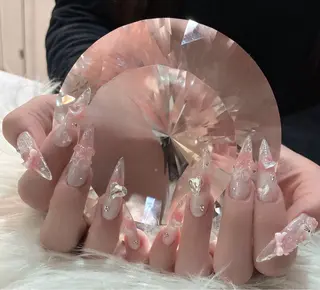ネイル LoaChaton kaeのネイルデザイン