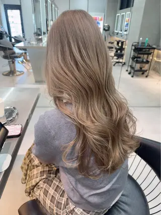 カラー Rio /ハイトーン /透明感カラーのヘアスタイル