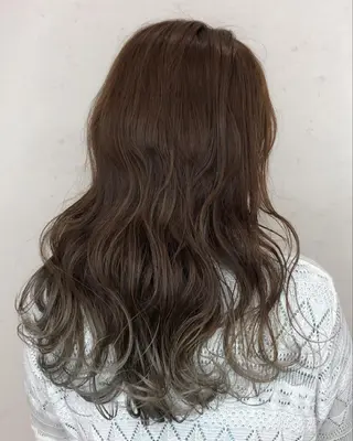 ロング 太白区/白髪ぼかし ハイライト/千葉達人のヘアスタイル