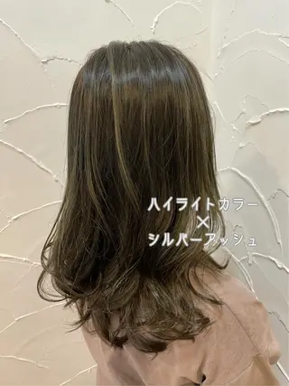 セミロング カラー パーソナルカラー診断 できます 木曽 主博のヘアスタイル
