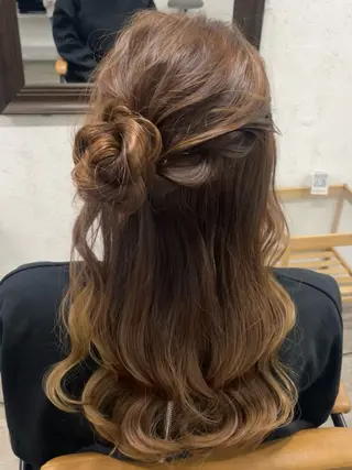 ヘアアレンジ 💝艶髪ハイトーン 💝みさきのヘアスタイル