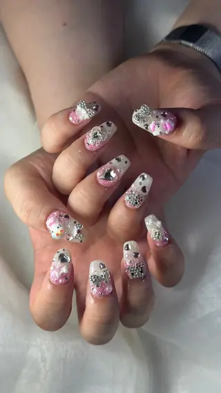 ネイル うにゃねいる🌷 Mayaのネイルデザイン