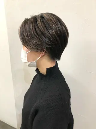 ショート カラー 千葉 郁也のヘアスタイル