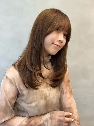 カラー Azu🩰/ 透明感 カラー🎀/アレンジのヘアスタイル