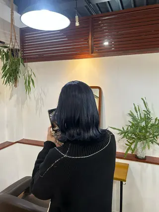 カラー 橋本 愛唯のヘアスタイル