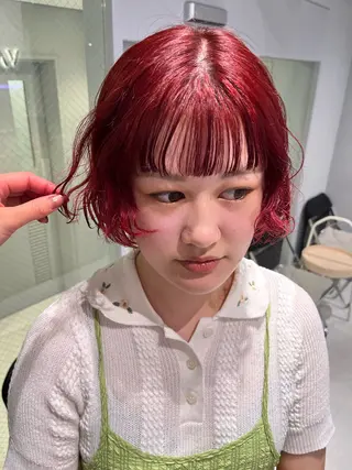 ショート 🐩透明感ミルクティ ーピンクニイナ🐩のヘアスタイル