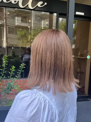 カラー KOKORO 中村 朱里のヘアスタイル