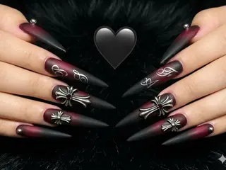 ネイル Mira Nail Studioのネイルデザイン