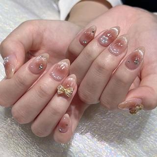 ネイル Queens テイのネイルデザイン