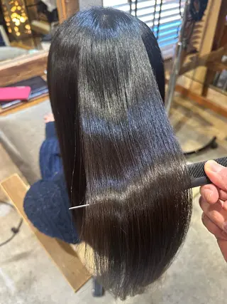 ロング putri 副店長 岸本　拓真のヘアスタイル