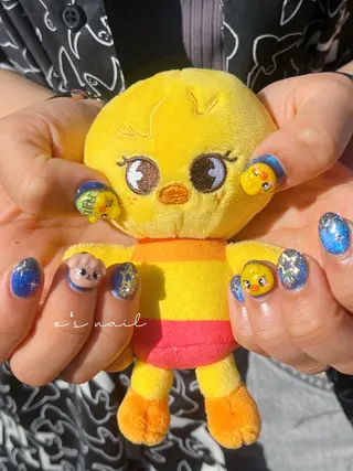 ネイル e’s nail Lumièreのネイルデザイン