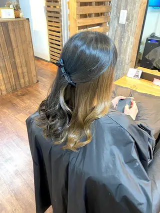 セミロング カラー Luzir⭐︎ GEN⭐︎のヘアスタイル