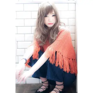 セミロング EIGHT plum TOKIOリミテッドのヘアスタイル
