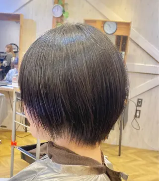 ショート 40代以降の 縮毛矯正専門家のヘアスタイル