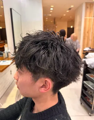 メンズ ニュアンスヘア♟️ さやとのヘアスタイル