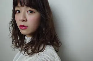 セミロング カラー パーマ ヘアアレンジ 川上 智汐のヘアスタイル