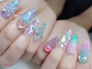 ネイル RUNWAY のネイルデザイン