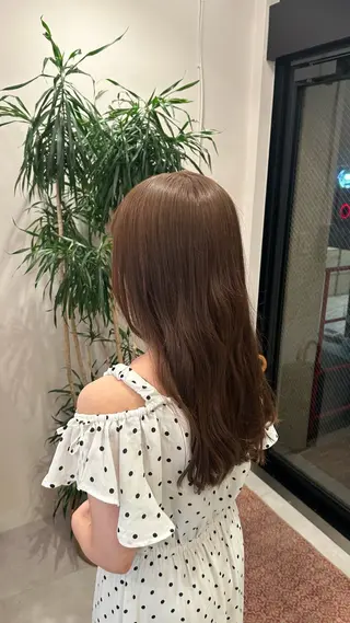 ロング 池田 味優のヘアスタイル