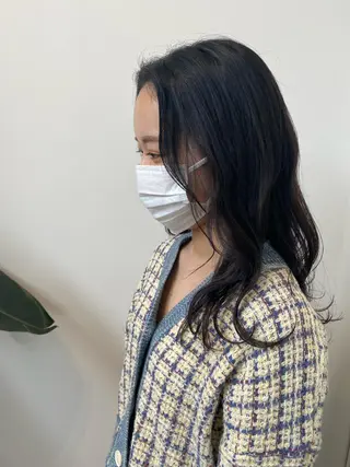 セミロング カラー 大久保 梨音のヘアスタイル