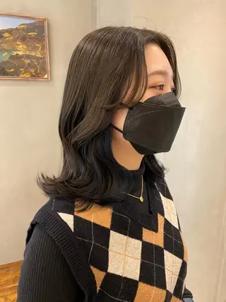 セミロング 新宿/顔周りカット +レイヤー=しずく♩のヘアスタイル
