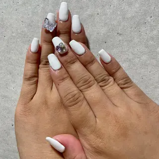 ネイル Nail Eyelash yのネイルデザイン