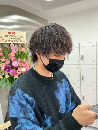 ミディアム パーマ メンズ メンズパーマ特化 TAIGAのヘアスタイル