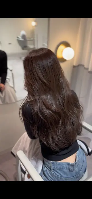 ロング 美髪✨艶髪✨髪質改善 カラー特化❣️二宮遥のヘアスタイル