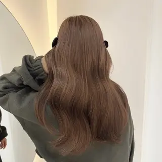 ロング カラー ヘアアレンジ 透明感カラー🩵 レイヤーカットYUIのヘアスタイル