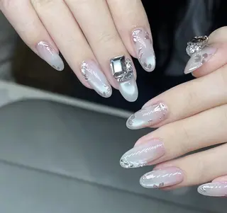 ネイル Pure&Rich Nailのネイルデザイン