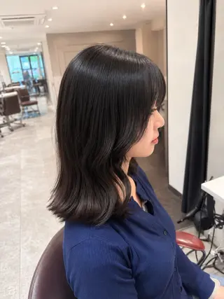 ミディアム ヘアアレンジ earth銀座 青山🩵のヘアスタイル