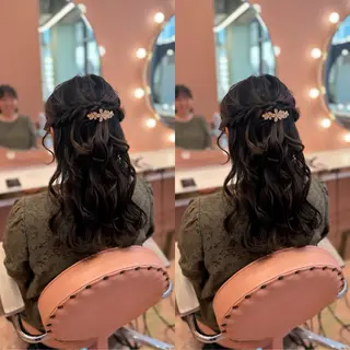 セミロング ヘアアレンジ 梅田茶屋町ヘアセット 🎀RIONA🎀のヘアスタイル