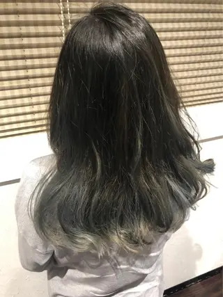 ロング カラー 川合 勇気のヘアスタイル
