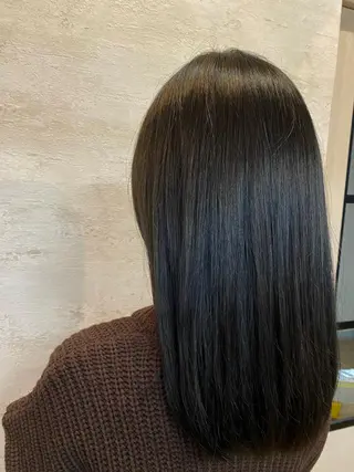 ロング カラー 渡辺 ゆみのヘアスタイル