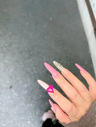 ネイル 【岐阜🦋】 キラキラネイル✨あゆのネイルデザイン